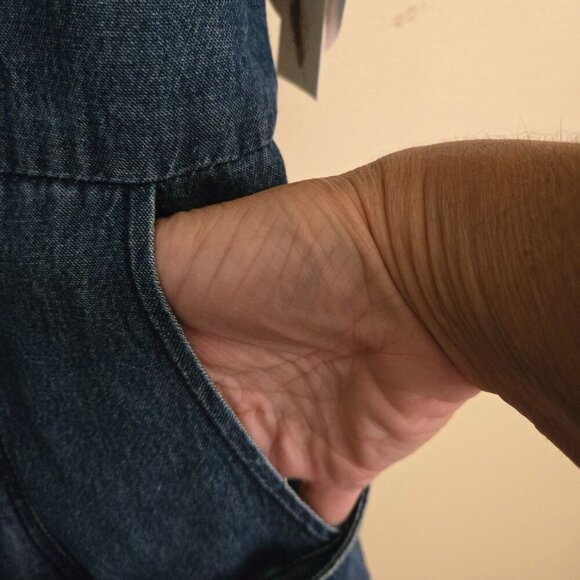 Jessica Simpson NWT Denim Puff Short Sleeve Scoop Neck Belted Jumpsuit Size L - Picture 4 of 6